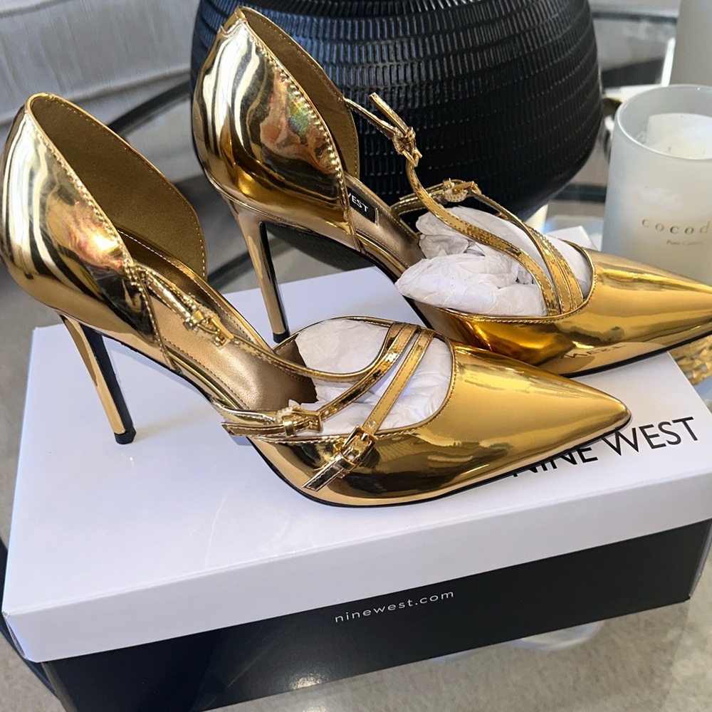 Nine West Gold Women's Shoes - Picture 4 of 5
